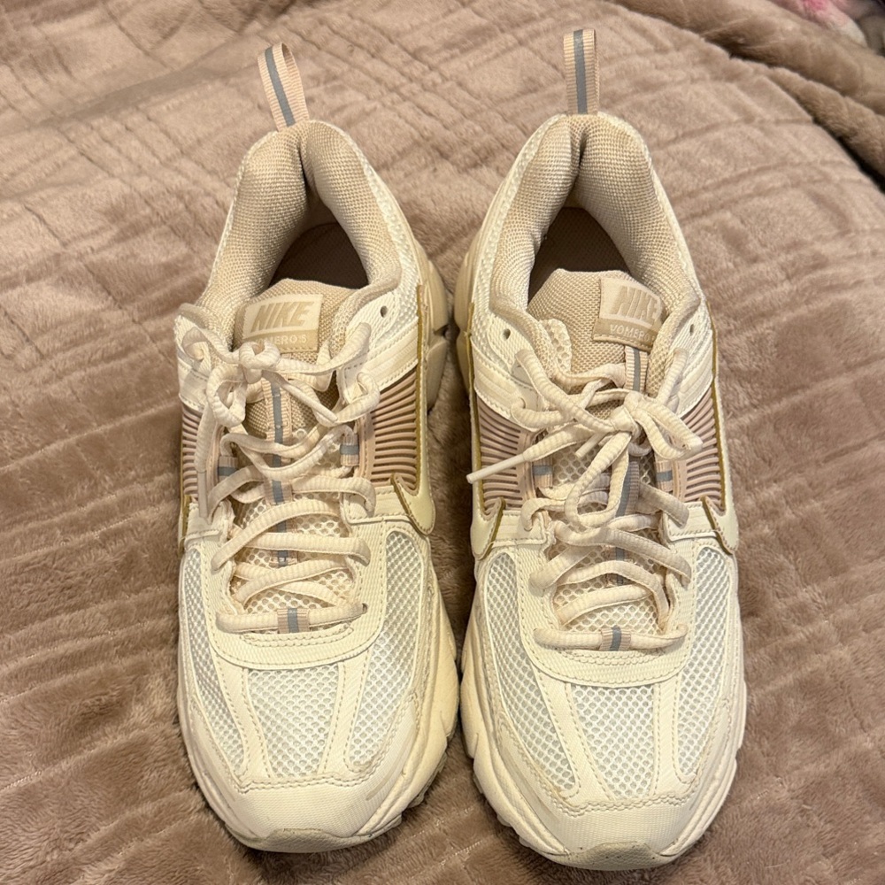 Nike Zoom Vomero 5